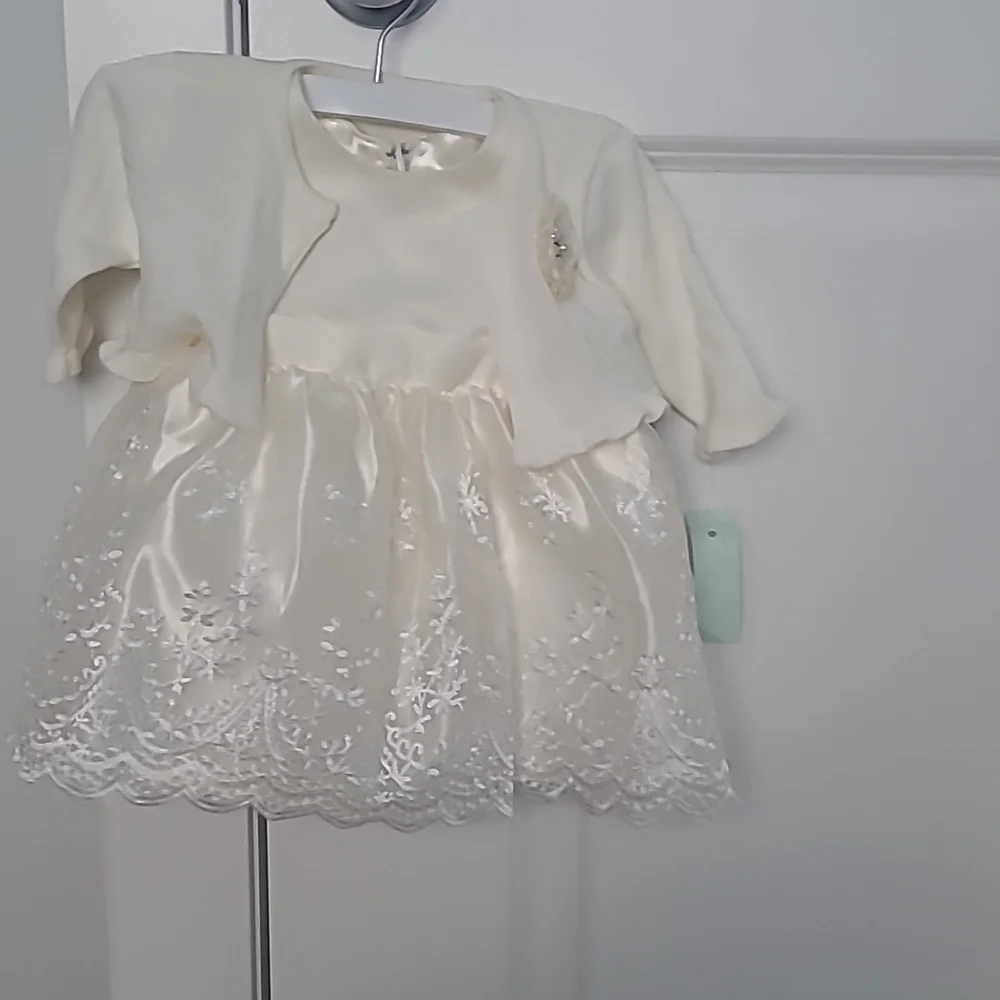 Baby clothes - Picture 1 of 2